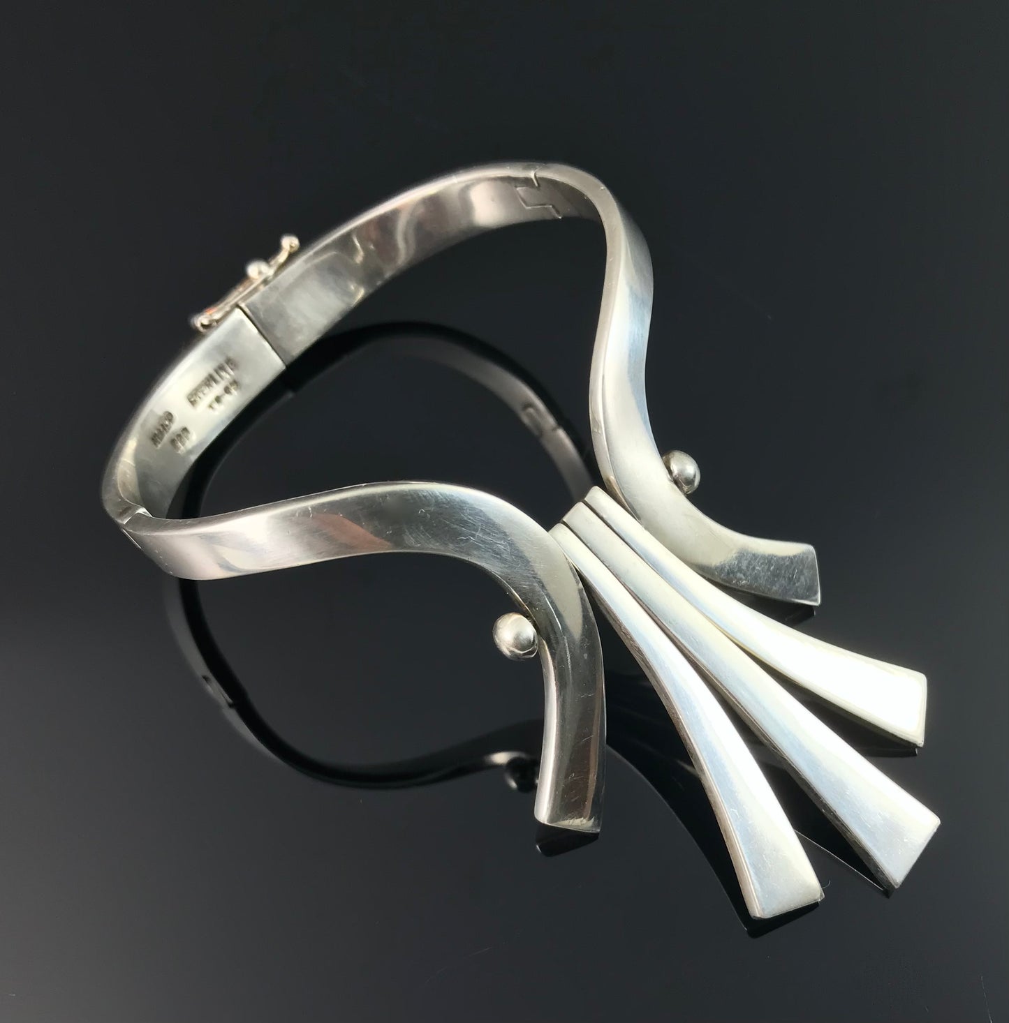 Mexican Modernist Pectoral Hinged Collar Necklace, Bracelet, and Earrings Set Sterling Silver