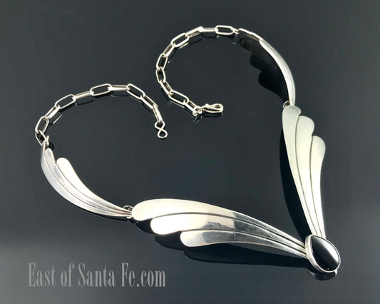 Black Onyx Graceful Native American Navajo Necklace - Vintage