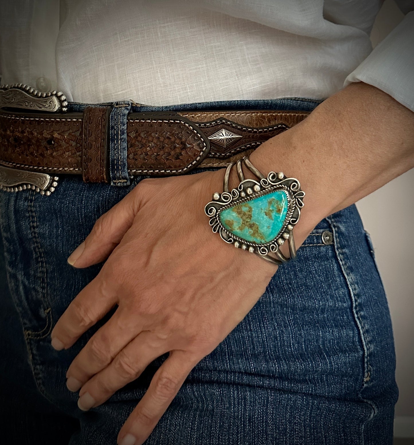 Turquoise Navajo Native American Cuff Bracelet - Leslie Nez