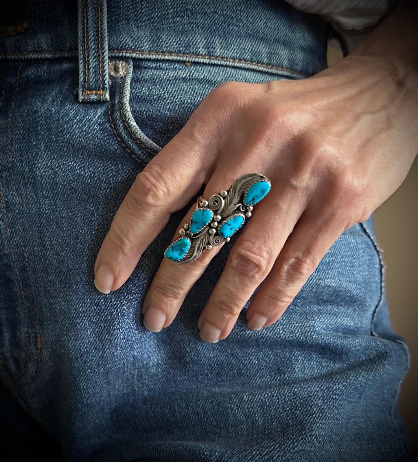 Traditional Navajo Turquoise & Feathers Native American Ring Size 8 - Vintage