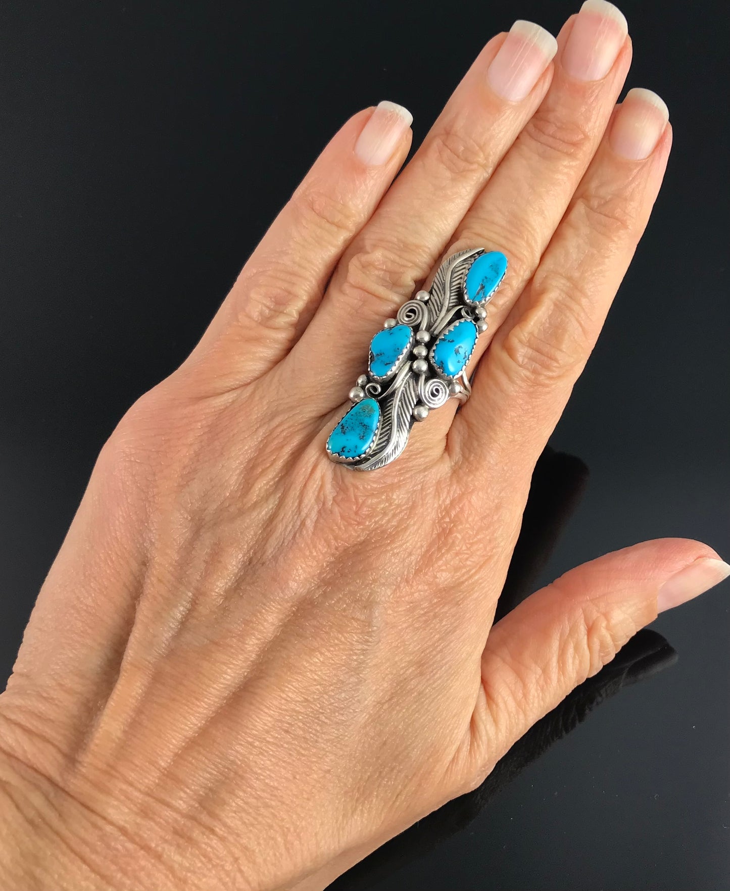 Traditional Navajo Turquoise & Feathers Native American Ring Size 8 - Vintage