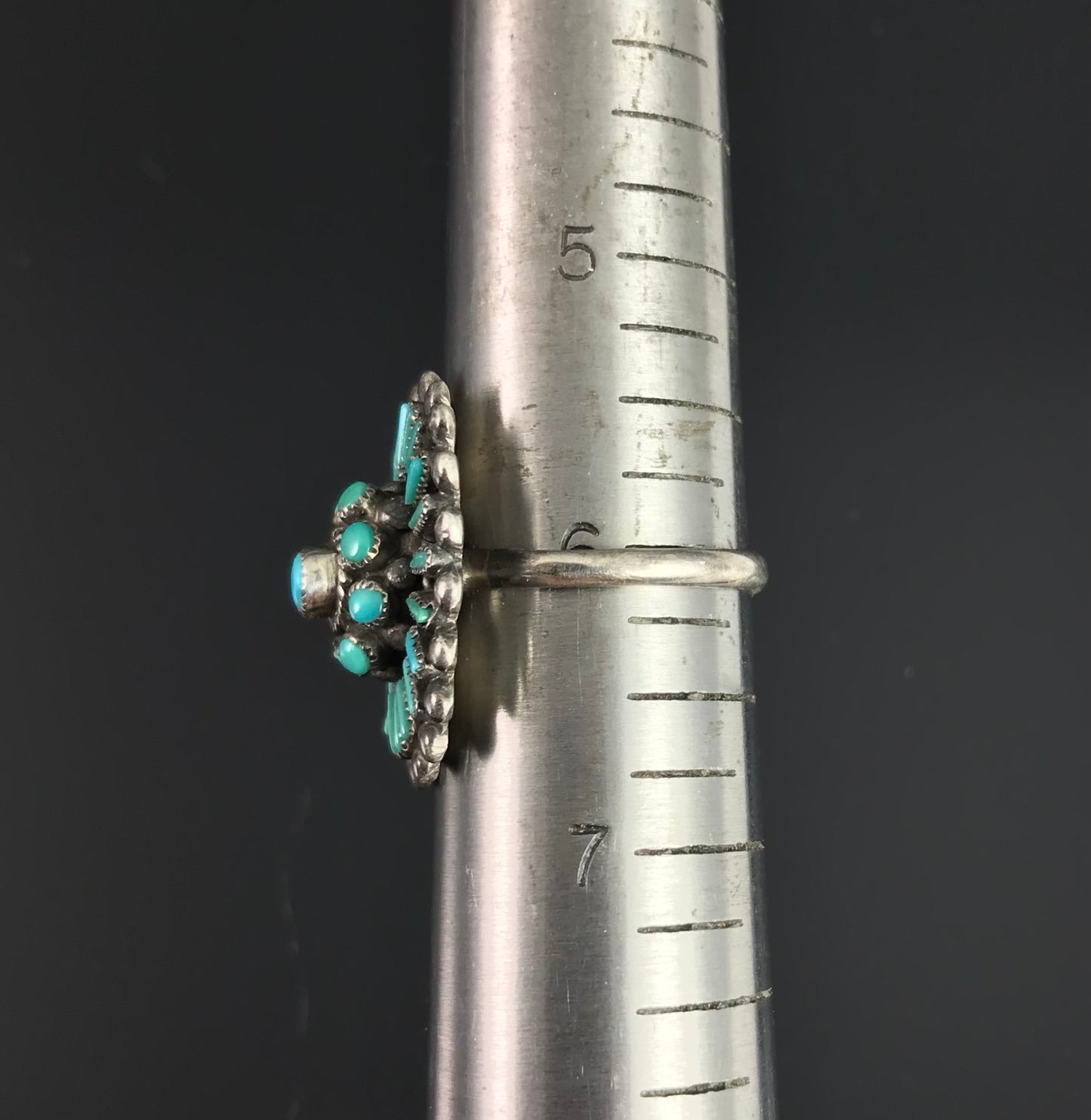 Zuni Turquoise Petit Point Cluster Ring Size 6 – Native American Vintage