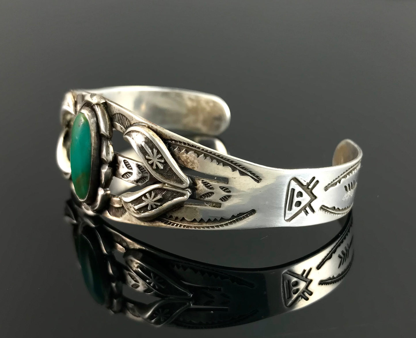 1960's Fred Harvey Era Turquoise Native American Cuff Bracelet - VINTAGE