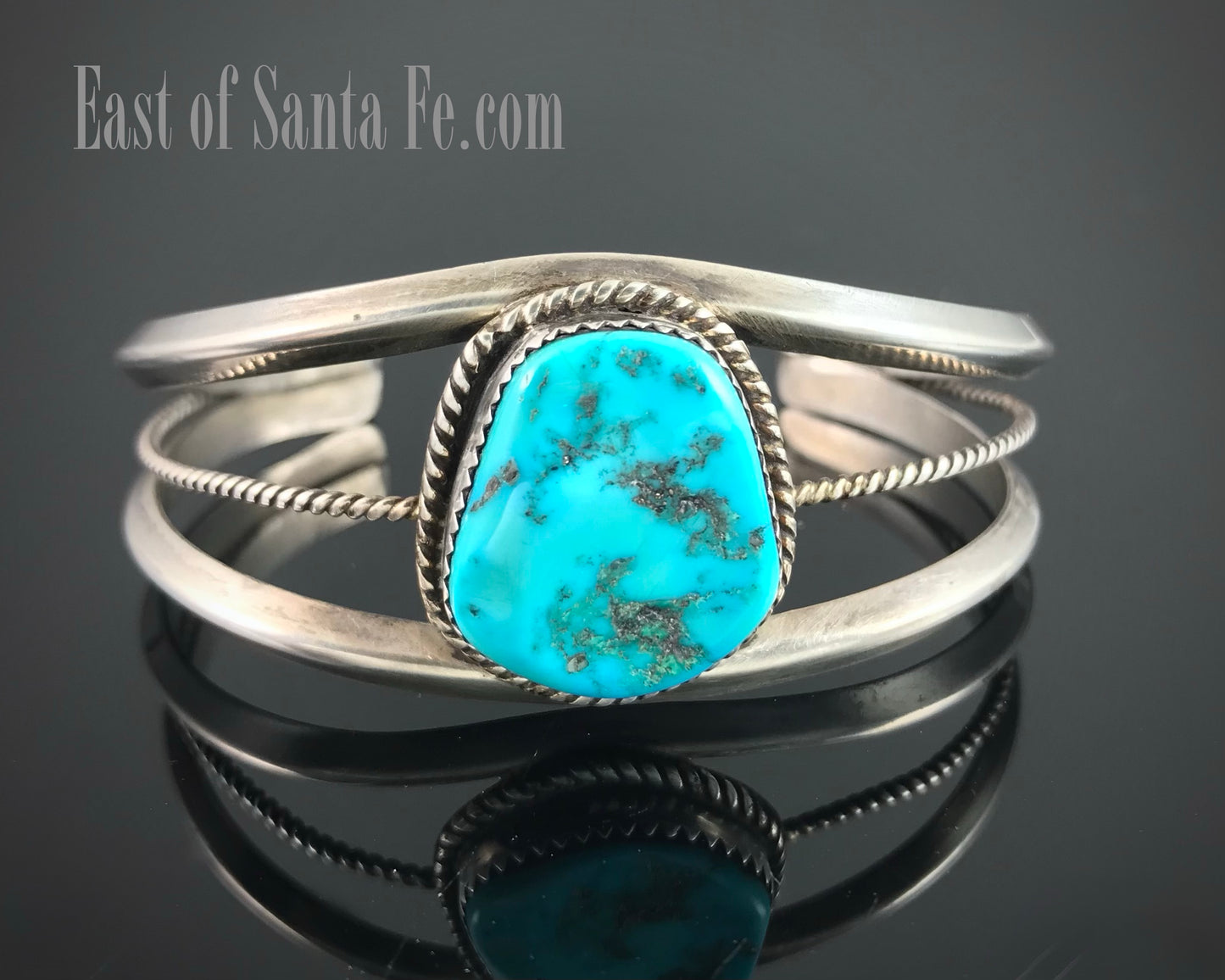 Classic Navajo Turquoise Native American Cuff Bracelet - Vintage