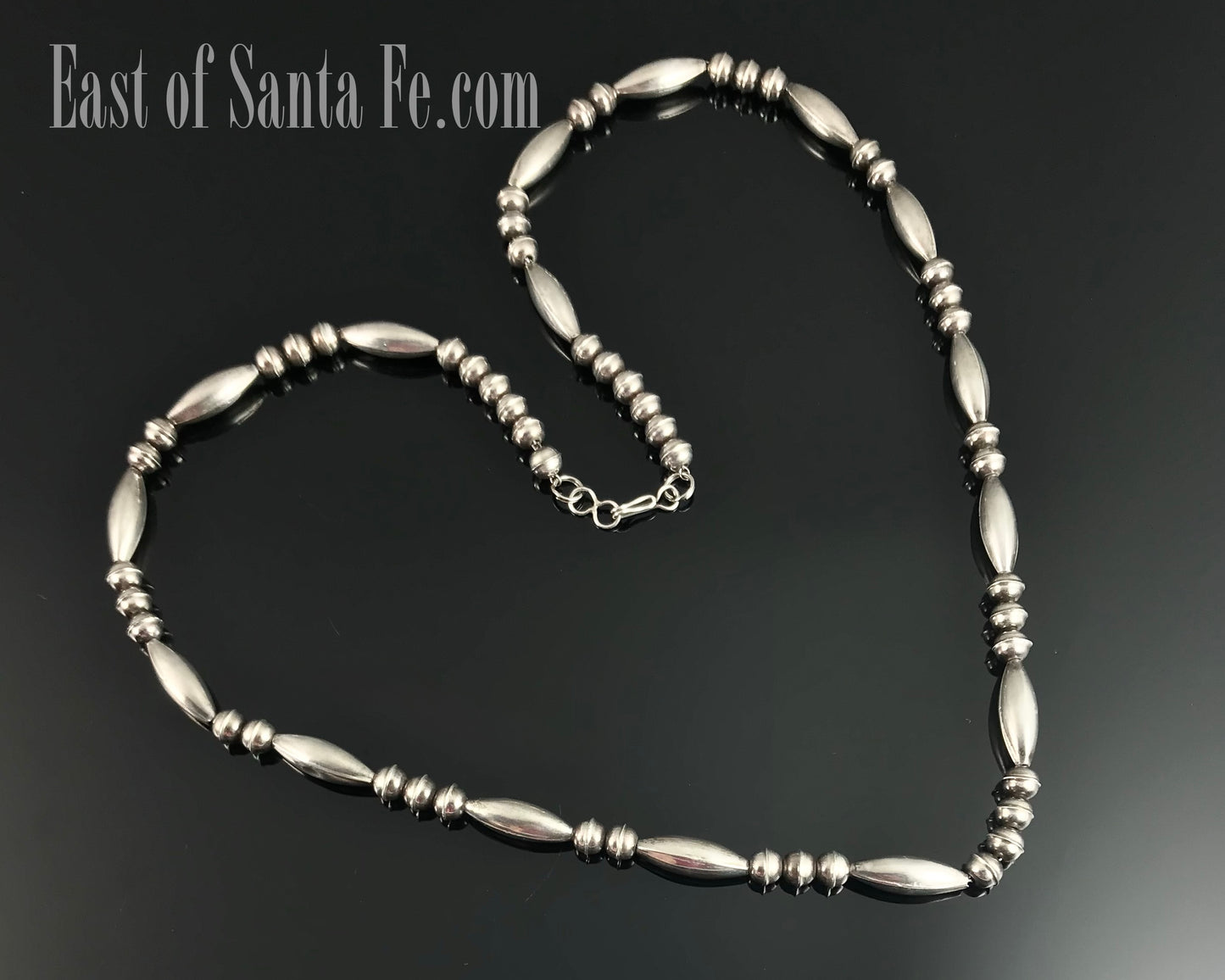 Navajo Pearls Bench Beads Sterling Silver Necklace Native American - Vintage