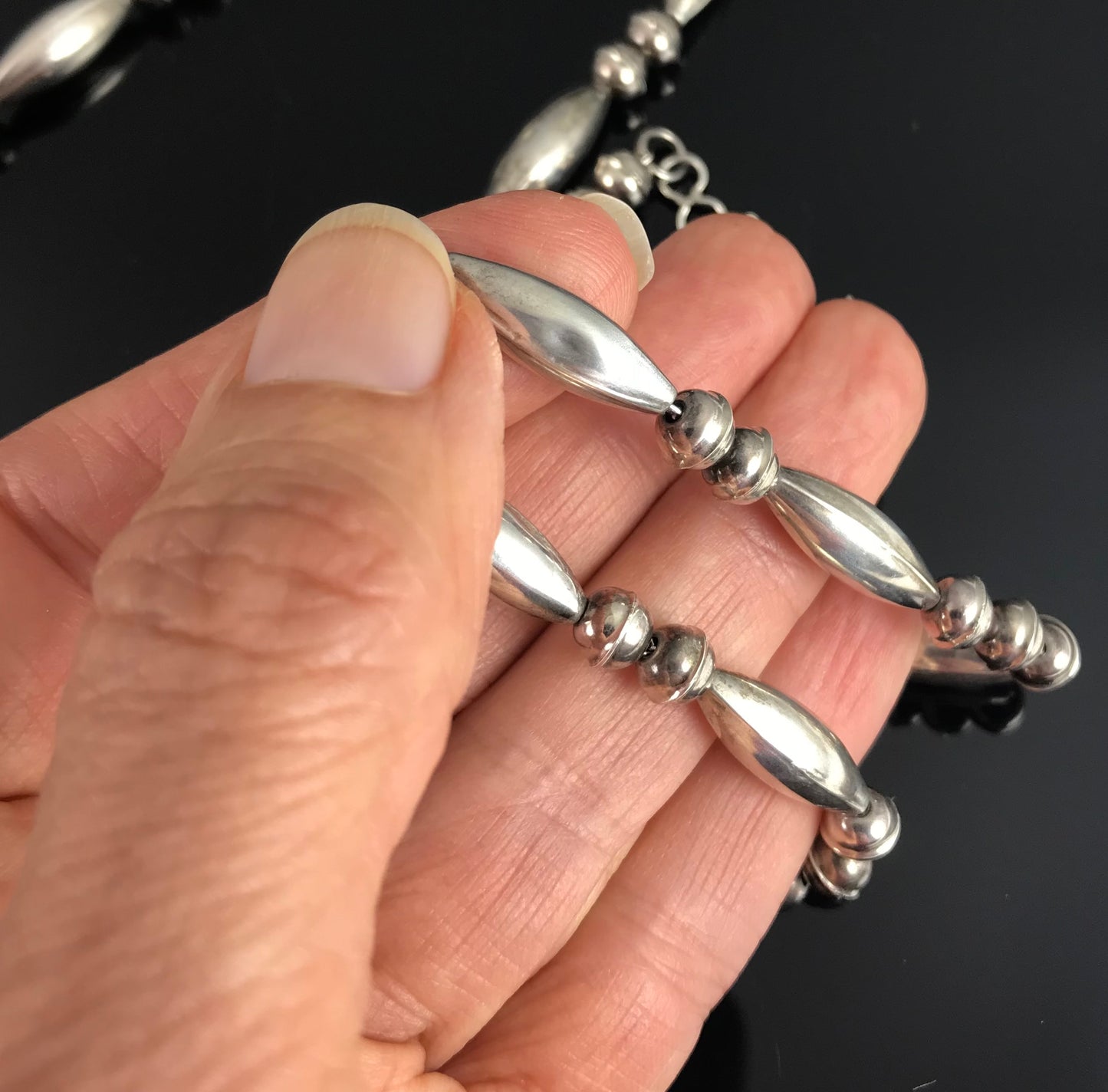 Navajo Pearls Bench Beads Sterling Silver Necklace Native American - Vintage