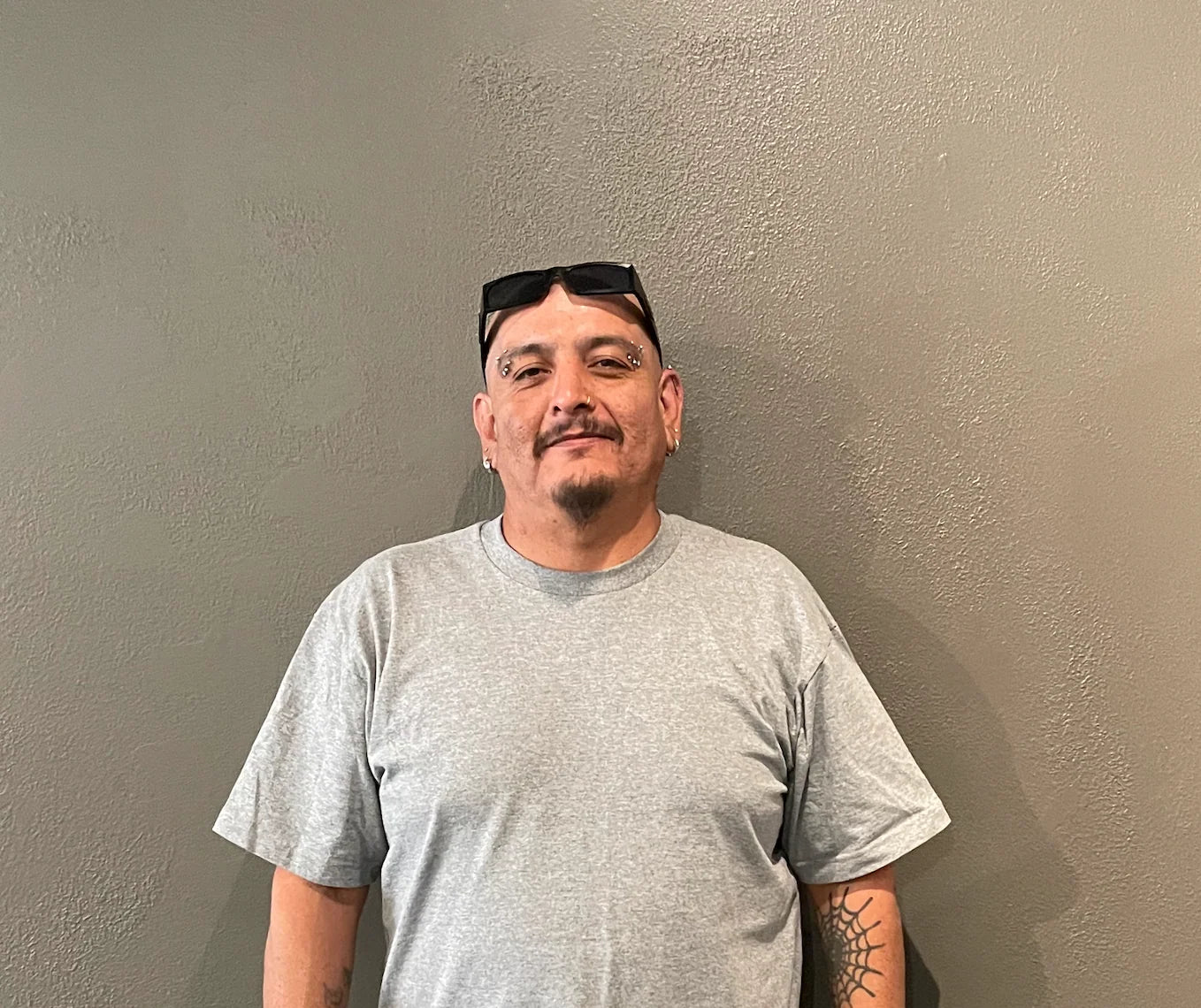 Zuni Otter Fetish w/ Black Jet Eyes Native American - Jesus Espino